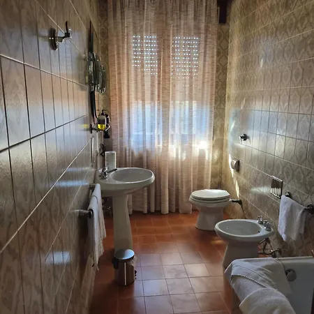Cantalupo 1 Guest house